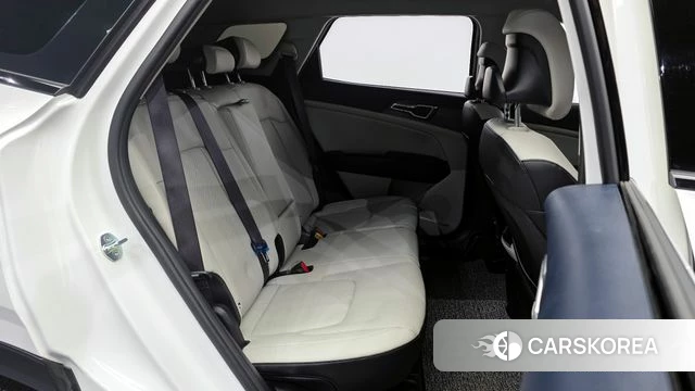 Kia Sportage 5th Generation 2022 Белый из Кореи, фото 3