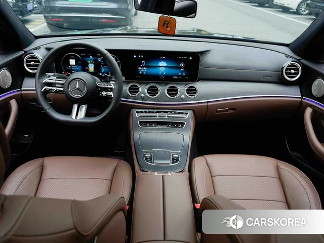 Mercedes-Benz E-class 2023 Черный из Китая, фото 3