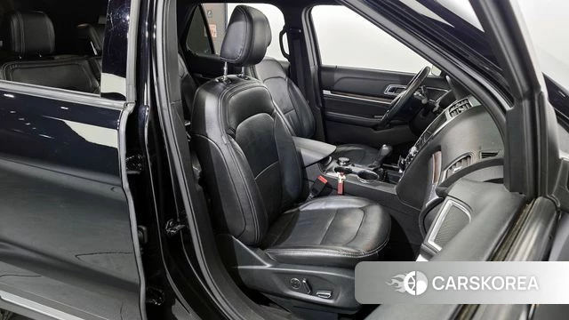 Ford Explorer 2018 Черный из Кореи, фото 3