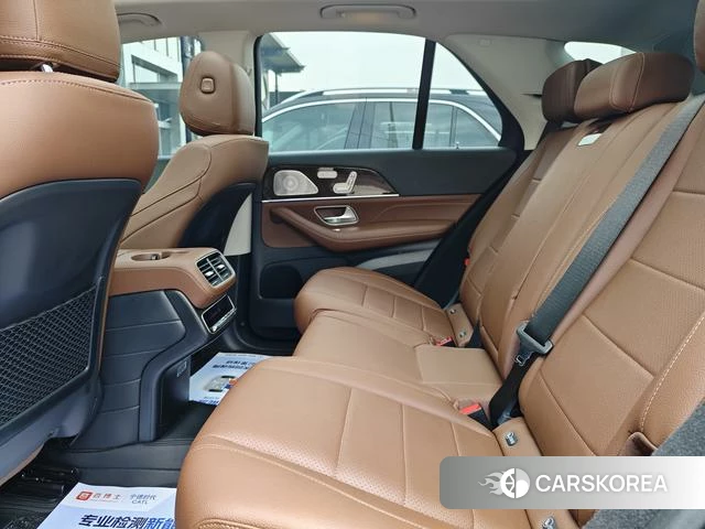 Mercedes-Benz GLE (import) 2024 Черный из Китая, фото 3
