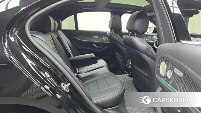 Mercedes-Benz E-Class W213 2022 Черный из Кореи, фото 3