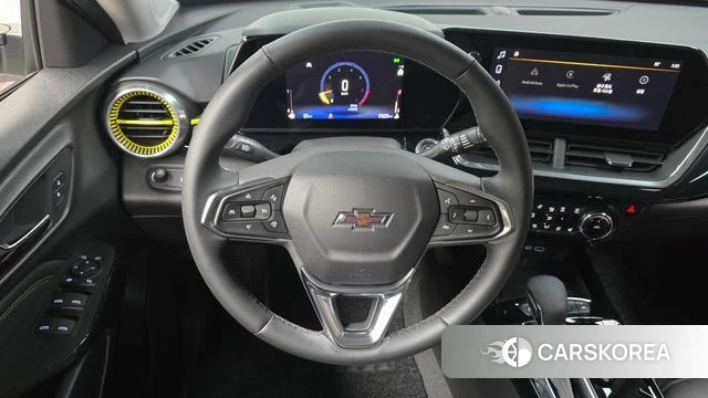 Chevrolet (GM Daewoo) Trax Crossover 2023 Белый из Кореи, фото 3