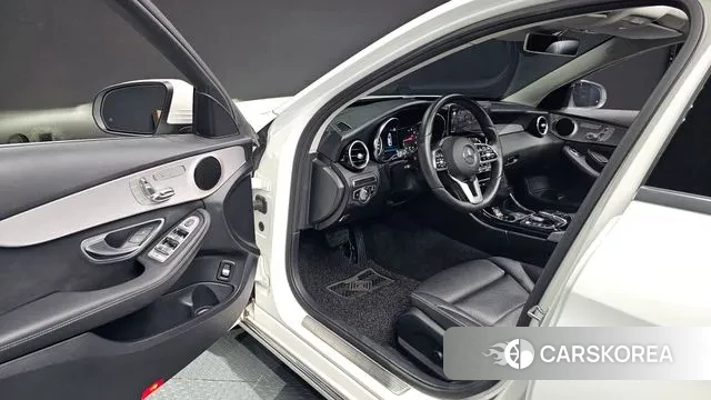 Mercedes-Benz C-Class W205 2020 Белый из Кореи, фото 3