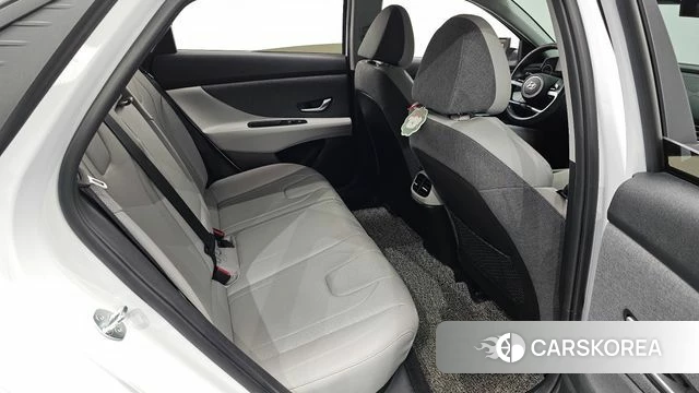 Hyundai Avante (CN7) 2023 Белый из Кореи, фото 3