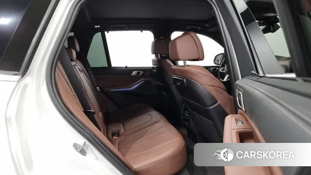 BMW X5 (G05) 2023 Белый из Кореи, фото 3