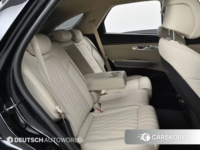 Genesis GV70 2023 Черный из Кореи, фото 3