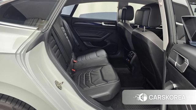 Volkswagen Arteon 2022 Белый из Кореи, фото 3