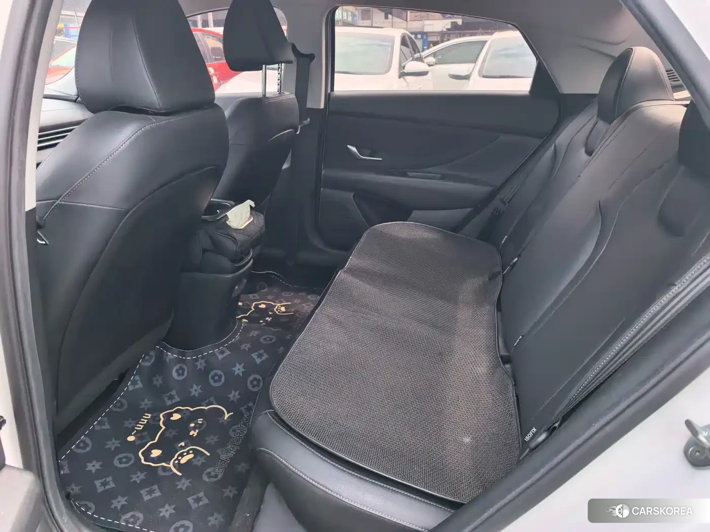 Hyundai Elantra 2023 Белый из Китая, фото 3