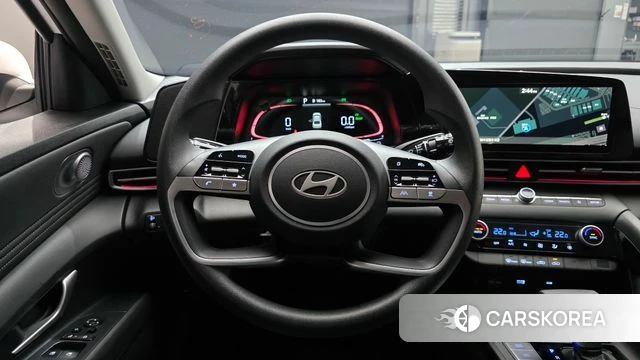 Hyundai The New Avante Hybrid (CN7) 2025 Белый из Кореи, фото 3