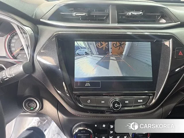 Chevrolet (GM Daewoo) Trailblazer 2021 Белый из Кореи, фото 3