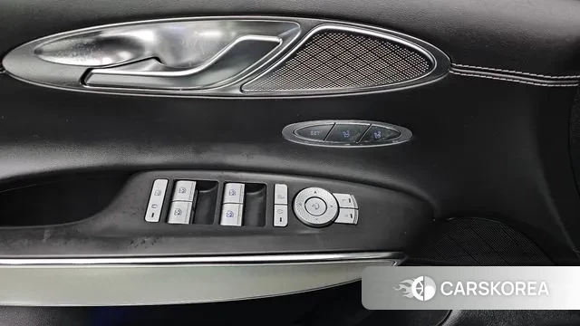 Genesis GV70 2021 Серый из Кореи, фото 3