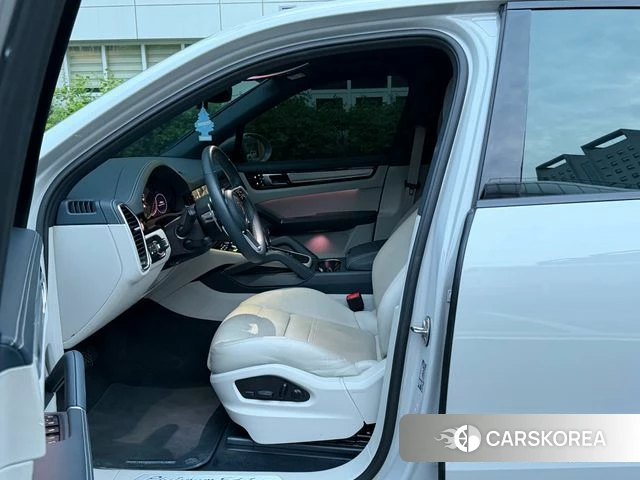 Porsche Cayenne (PO536) 2022 Белый из Кореи, фото 3