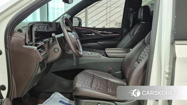 Cadillac Escalade 5th Generation 2023 Белый из Кореи, фото 3