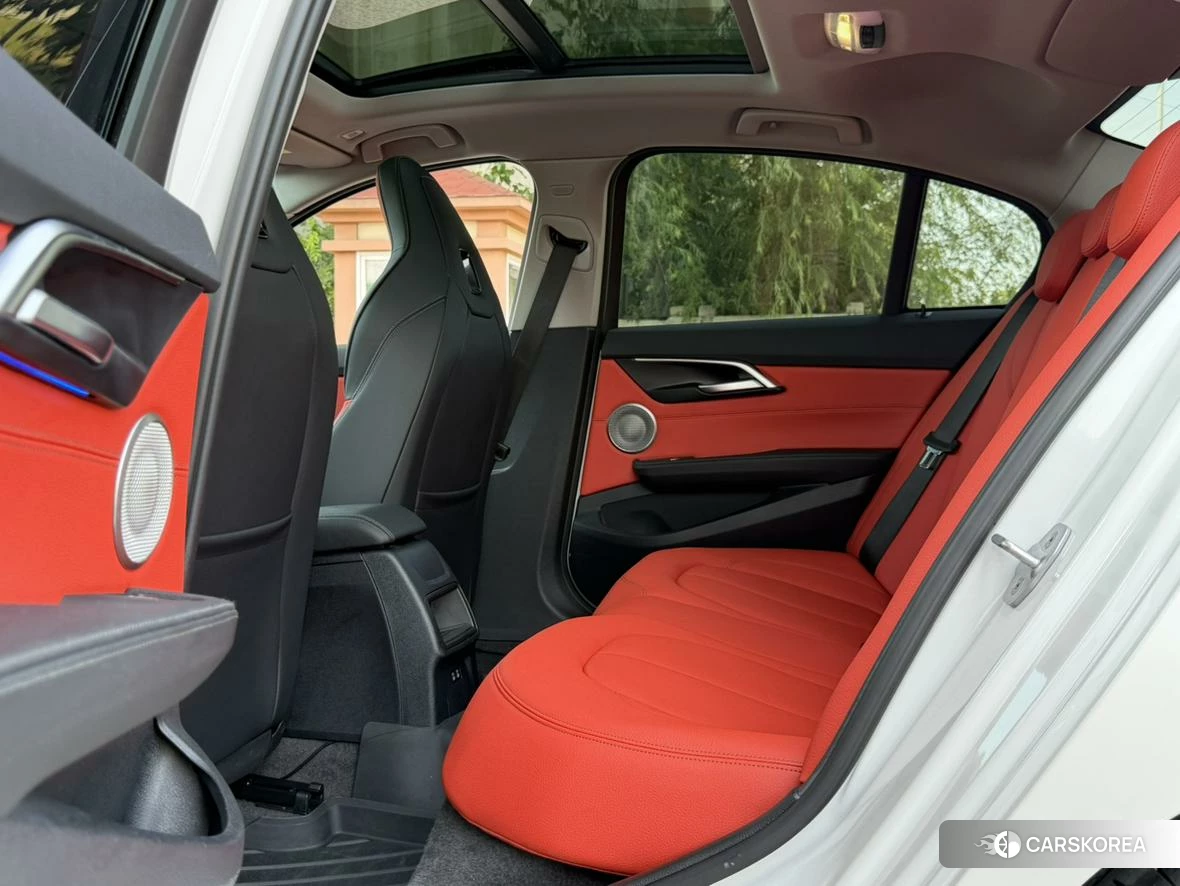 BMW 1 series 2020 Белый из Китая, фото 3