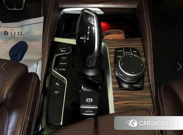 BMW 5 Series (G30) 2018 Серый из Кореи, фото 3