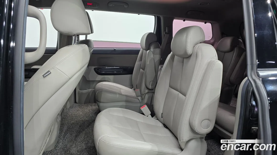 Kia The New Carnival 2019 Черный из Кореи, фото 3