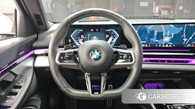 BMW 5 Series (G60) 2024 Белый из Кореи, фото 3