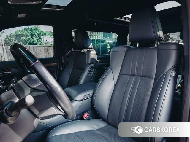 Toyota Elfa 2021 Белый из Китая, фото 3