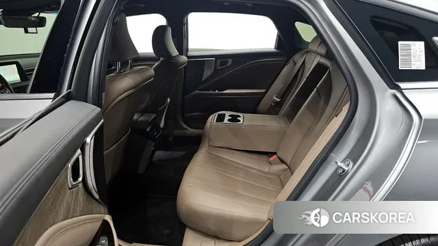 Kia K8 2024 Серебристо-серый из Кореи, фото 3