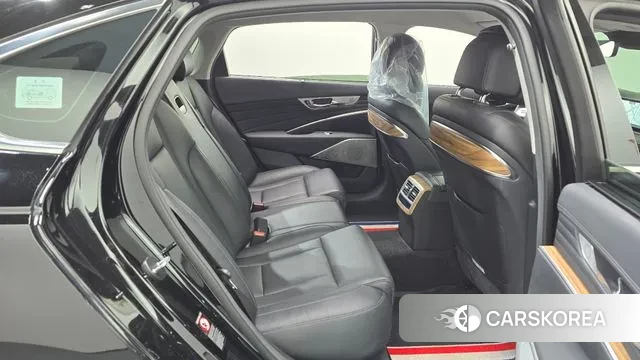 Kia The New K9 2nd generation 2022 Черный из Кореи, фото 3