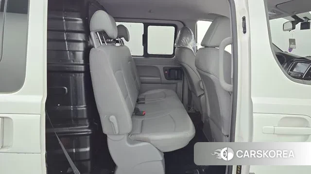 Hyundai The New Grand Starex 2018 Белый из Кореи, фото 3