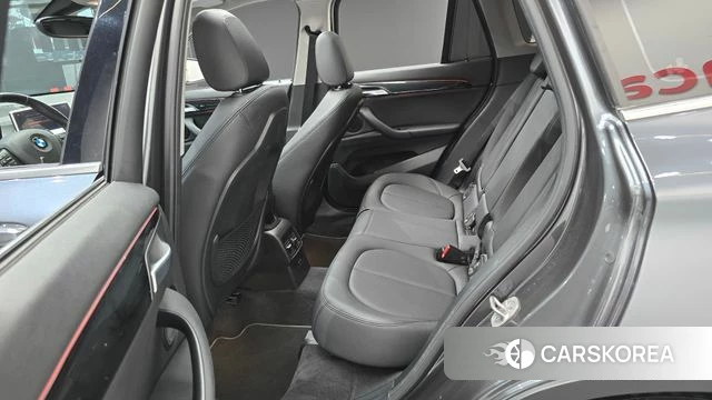 BMW X1 (F48) 2022 Серый из Кореи, фото 3