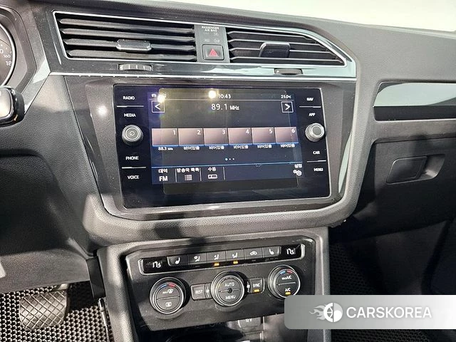 Volkswagen Tiguan second Generation 2019 Серый из Кореи, фото 3