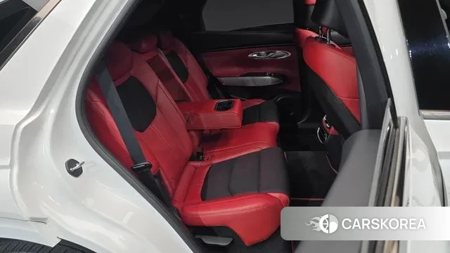 Genesis GV70 2022 Белый из Кореи, фото 3