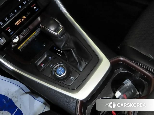 Toyota RAV4 5th Generation 2020 Красный из Кореи, фото 3