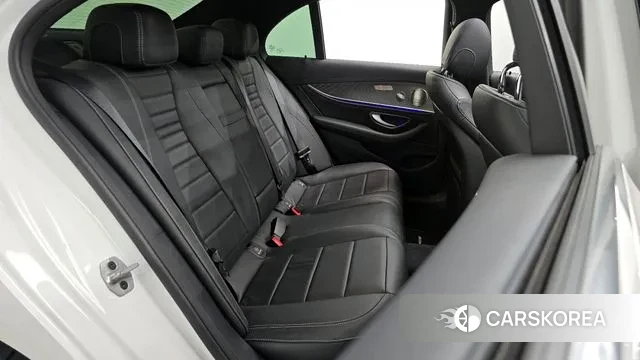 Mercedes-Benz E-Class W213 2022 Белый из Кореи, фото 3