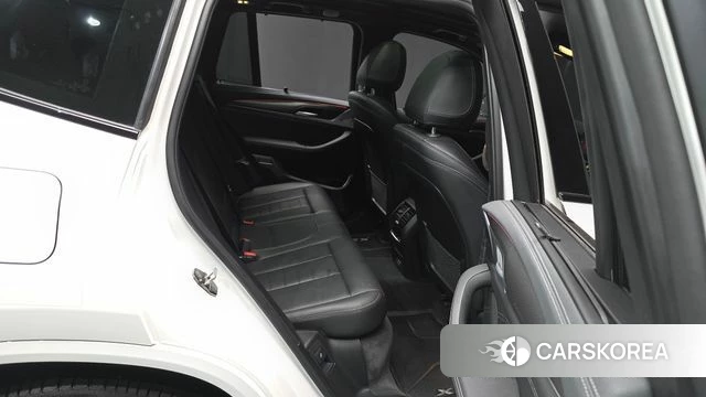 BMW X3 (G01) 2024 Белый из Кореи, фото 3
