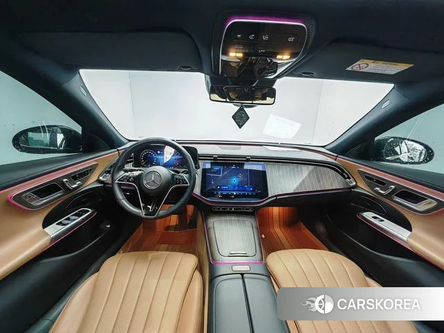 Mercedes-Benz E-class 2024 Черный из Китая, фото 3