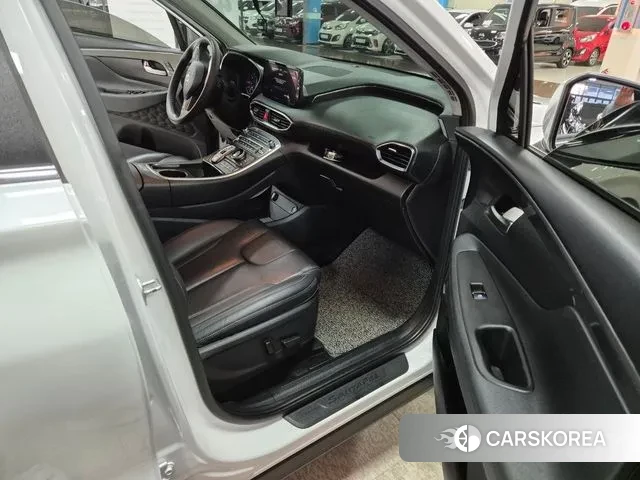 Hyundai The New Santa Fe 2021 Белый из Кореи, фото 3