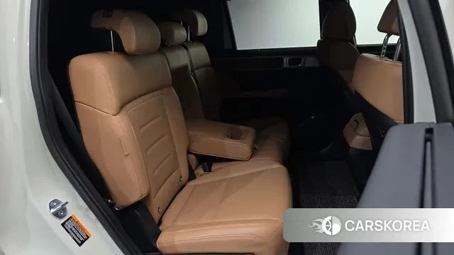 Hyundai Santa Fe (MX5) 2024 Серебристо-серый из Кореи, фото 3