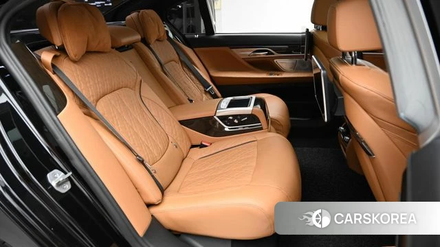 BMW 7 Series (G11) 2022 Черный из Кореи, фото 3
