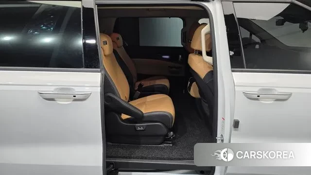 Kia Carnival 4th generation 2023 Белый из Кореи, фото 3