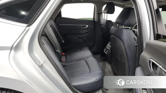 Hyundai Sonata D Edge (DN8) 2024 Серебристо-серый из Кореи, фото 3