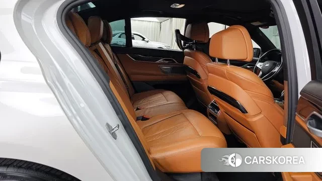 BMW 7 Series (G11) 2018 Белый из Кореи, фото 3