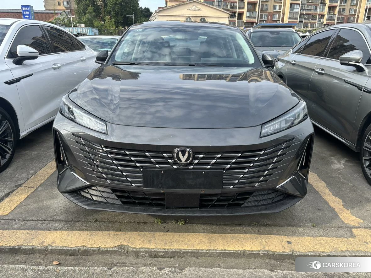 Chang'an Yidong 2024 Темно-серый из Китая, фото 3