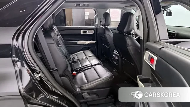 Ford Explorer 6th Generation 2021 Черный из Кореи, фото 3
