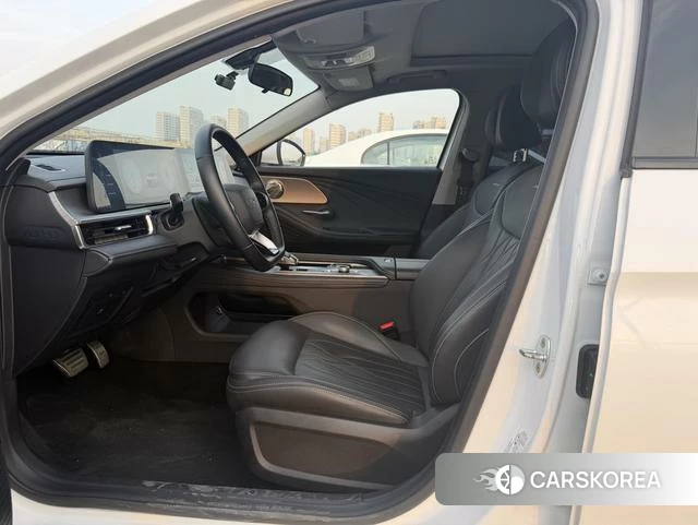 Chery Arrizo 8 2024 Белый из Китая, фото 3