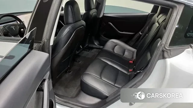 Tesla Model 3 2020 Белый из Кореи, фото 3