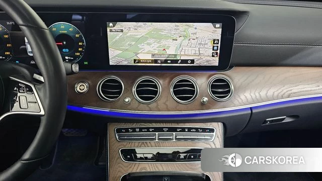 Mercedes-Benz E-Class W213 2023 Синий из Кореи, фото 3
