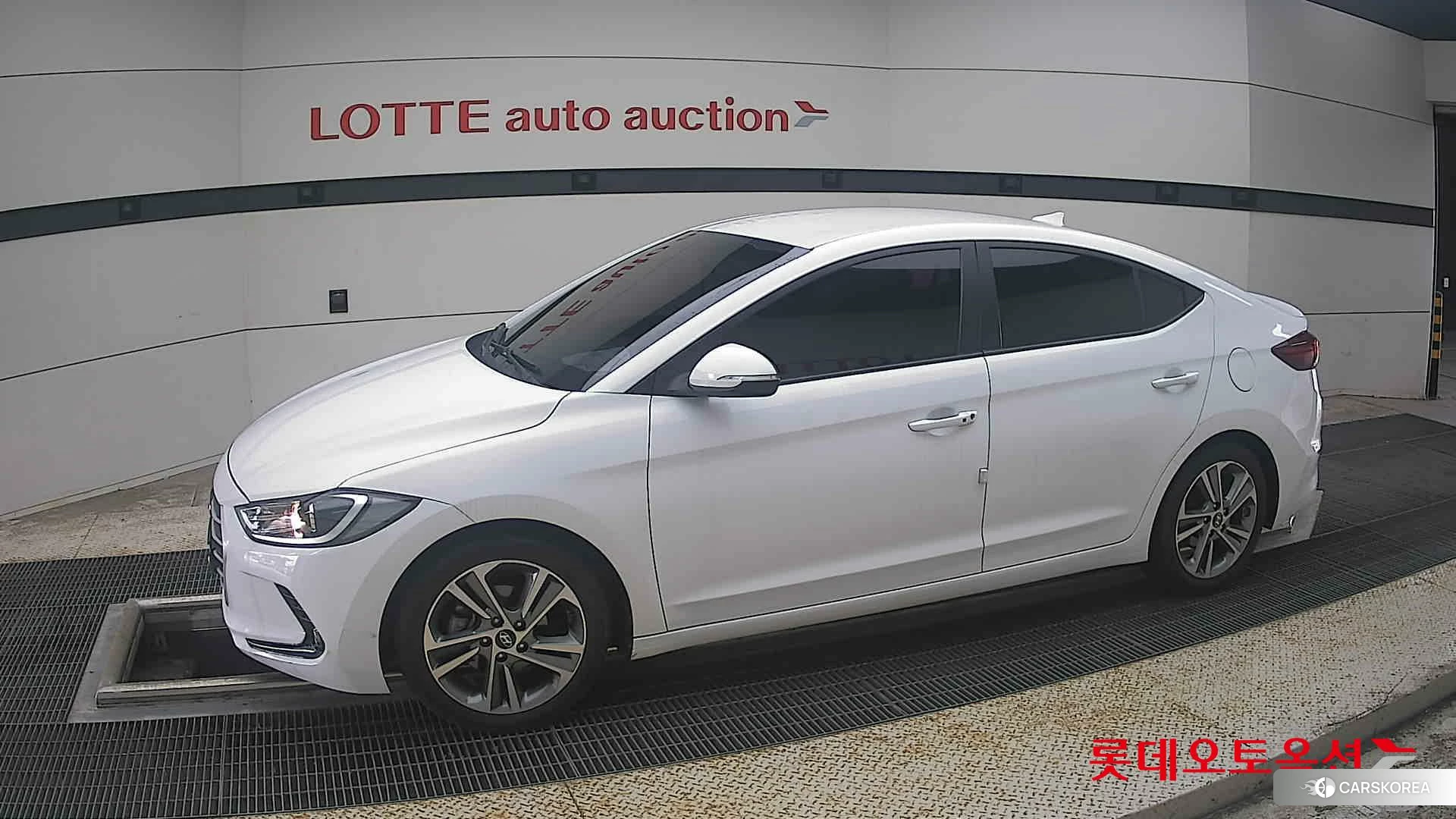 Hyundai Avante 2018 Белый из Кореи, фото 3