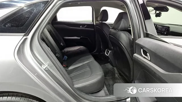 Kia K5 3rd generation 2022 Серебряный из Кореи, фото 3