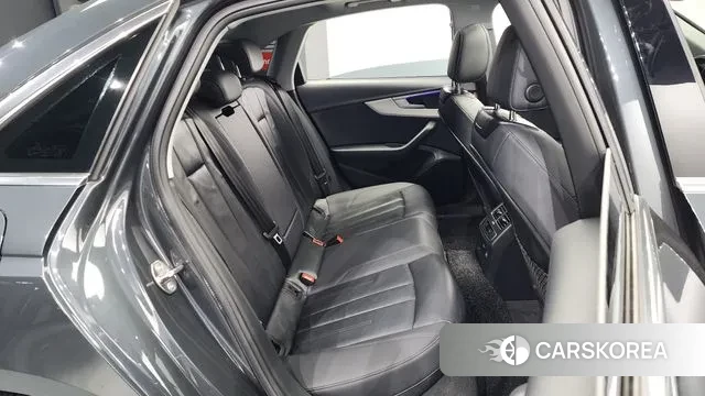 Audi A4 (B9) 2021 Серый из Кореи, фото 3