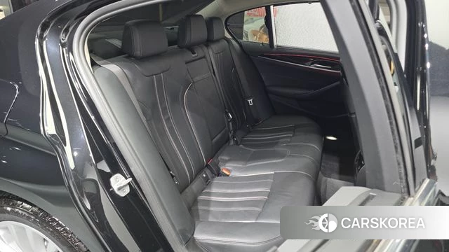 BMW 5 Series (G30) 2022 Черный из Кореи, фото 3