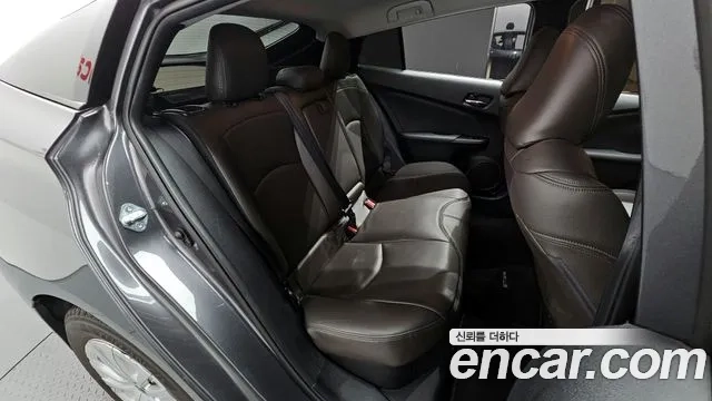 Toyota Prius 4th Generation 2019 Серый из Кореи, фото 3