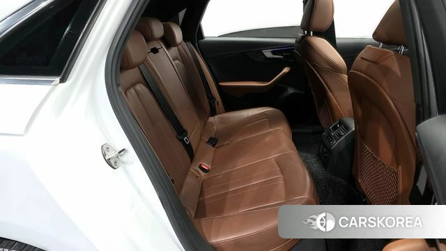 Audi A4 (B9) 2021 Белый из Кореи, фото 3