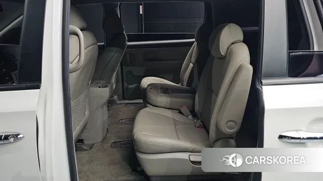 Kia The New Carnival 2019 Белый из Кореи, фото 3